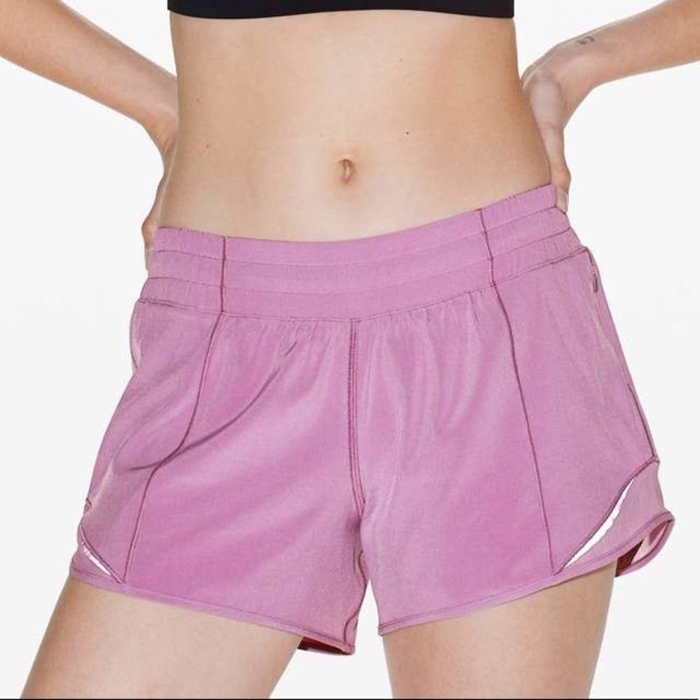 Lululemon Hotty Hot kids Y2K preppy Shorts Sz 2 A008388